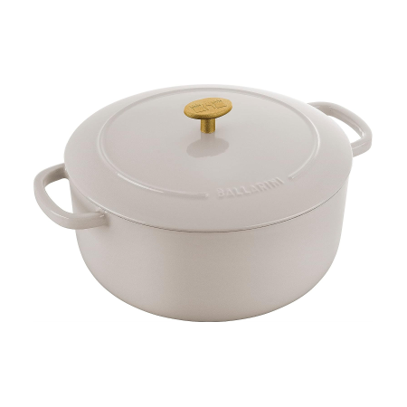 white dutch oven