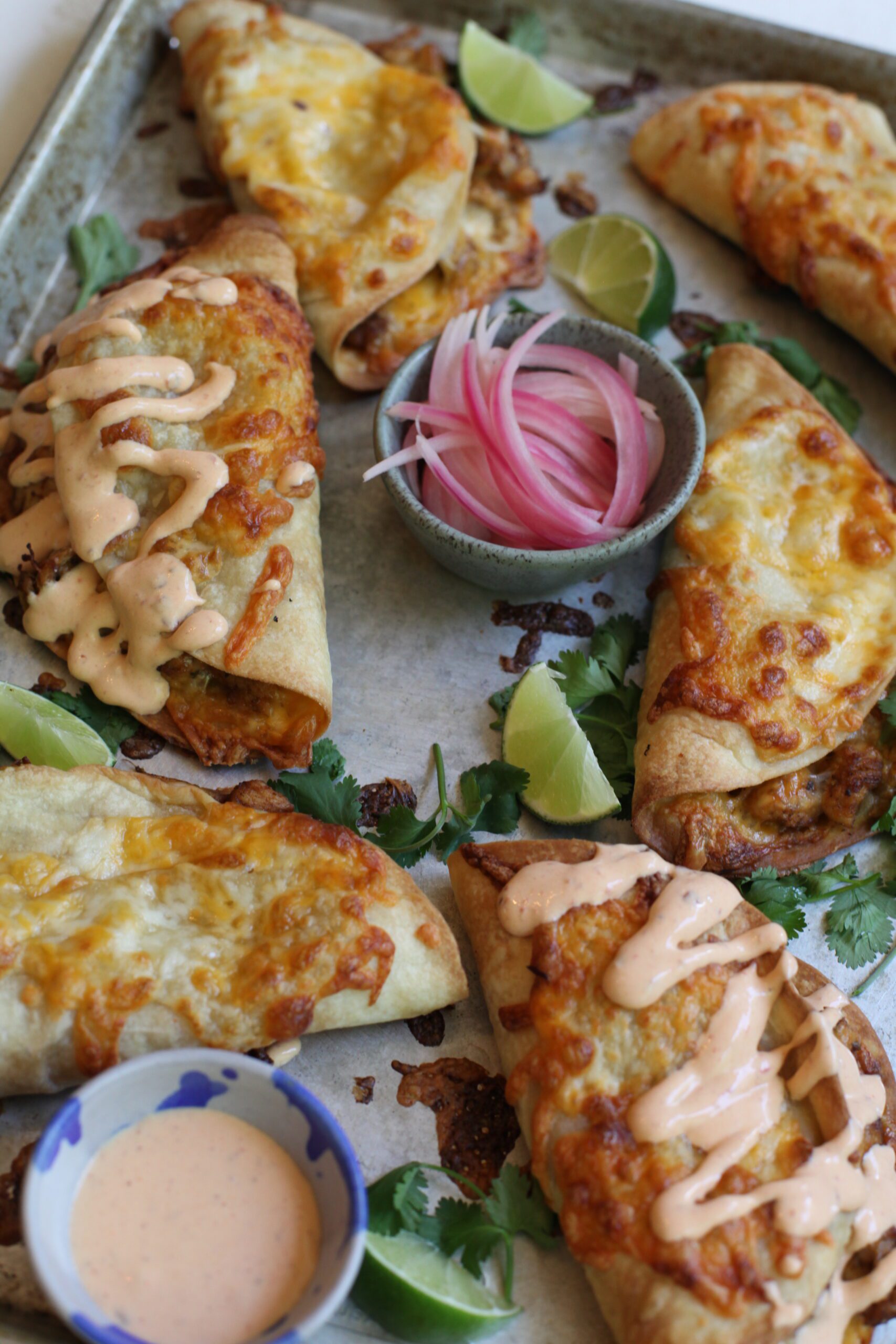 sheet pan chicken tacos with chipotle crema