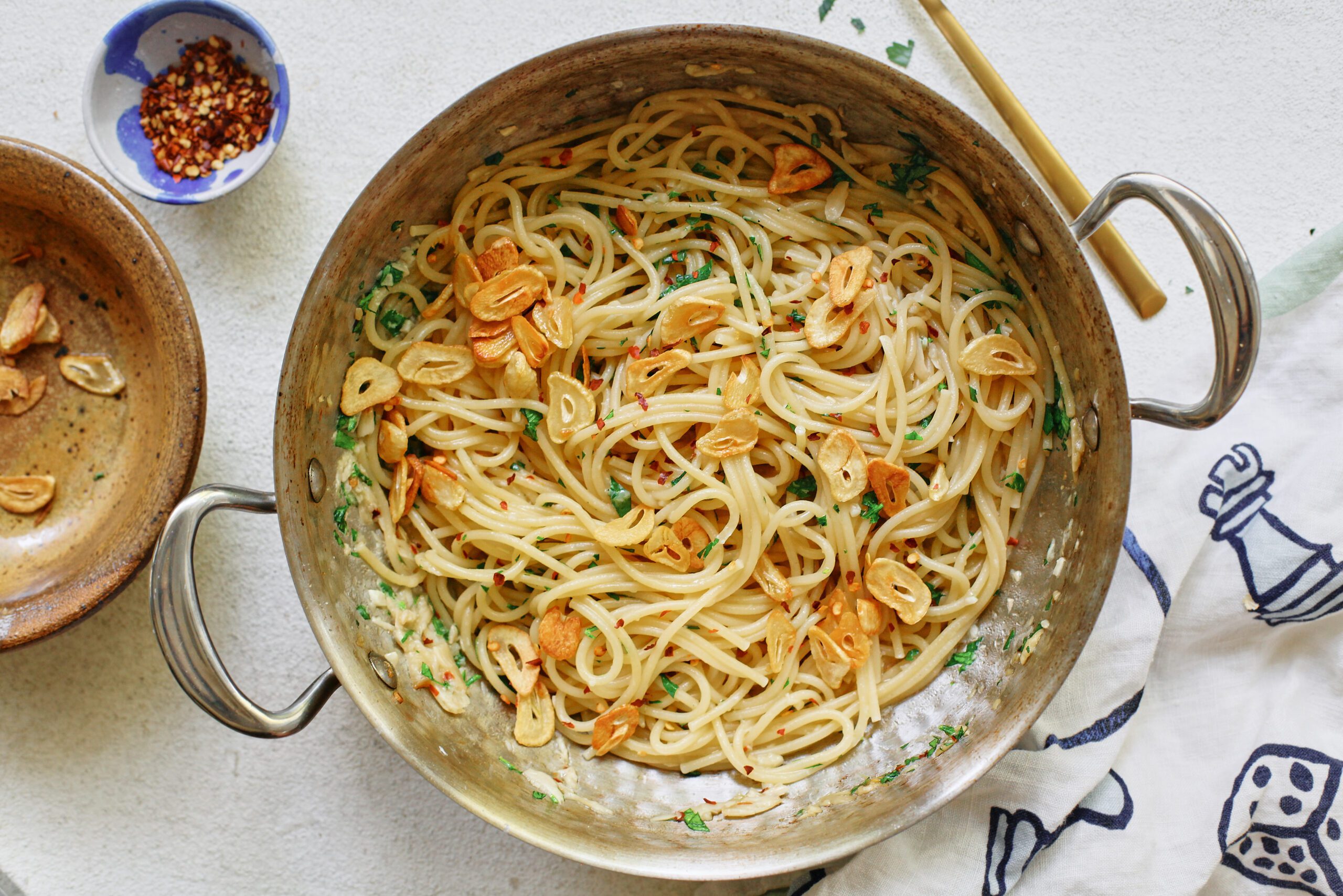 martha stewart's 3 garlic spaghetti - with garlic 3 ways - roasted, fried and minced/sauteed.