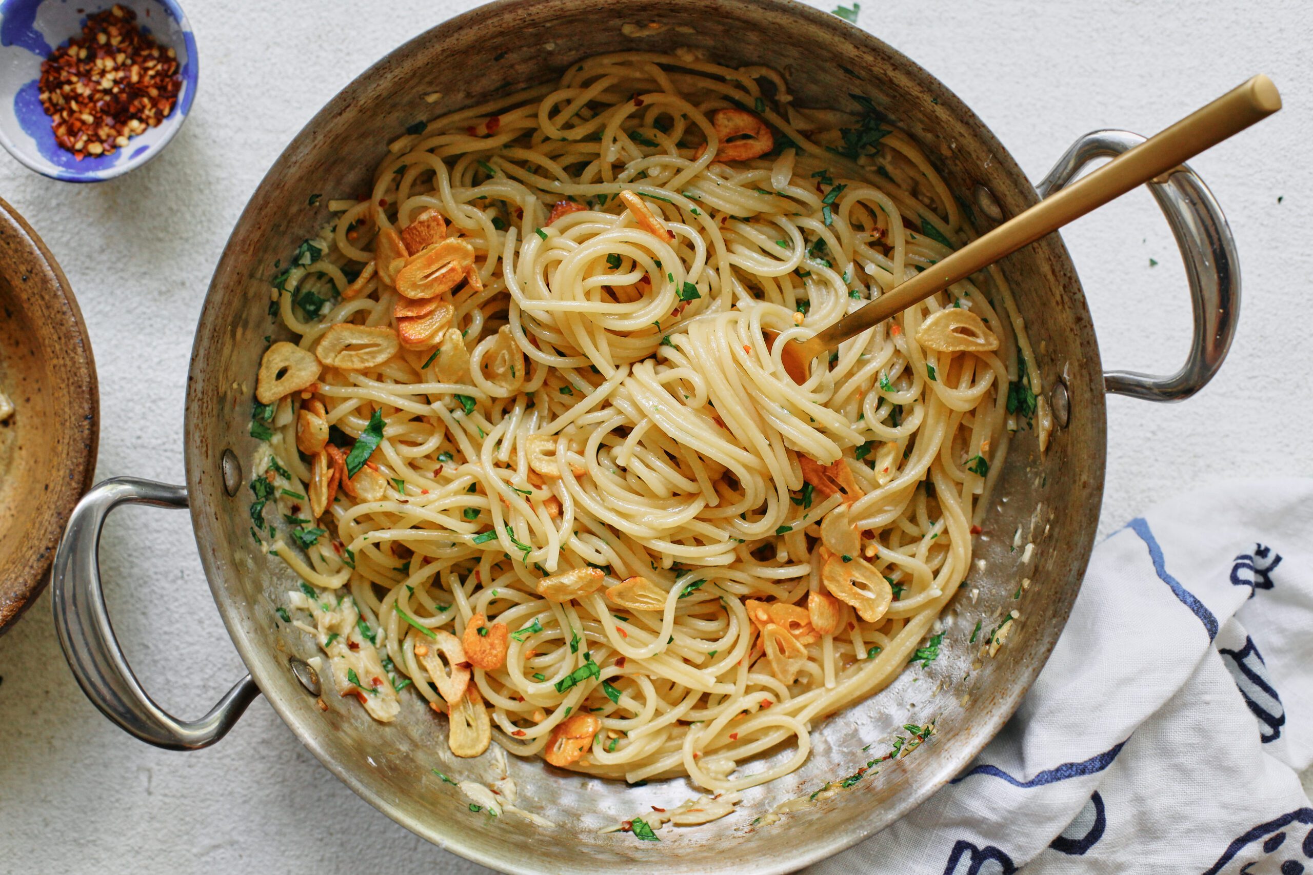 martha stewart's 3 garlic spaghetti - with garlic 3 ways - roasted, fried and minced/sauteed.