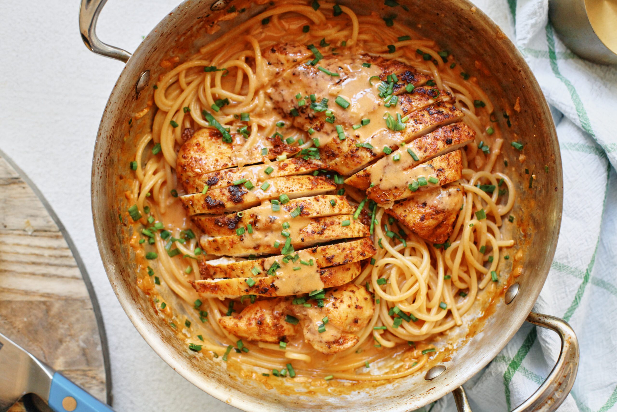 roasted garlic spaghetti with seared chicken