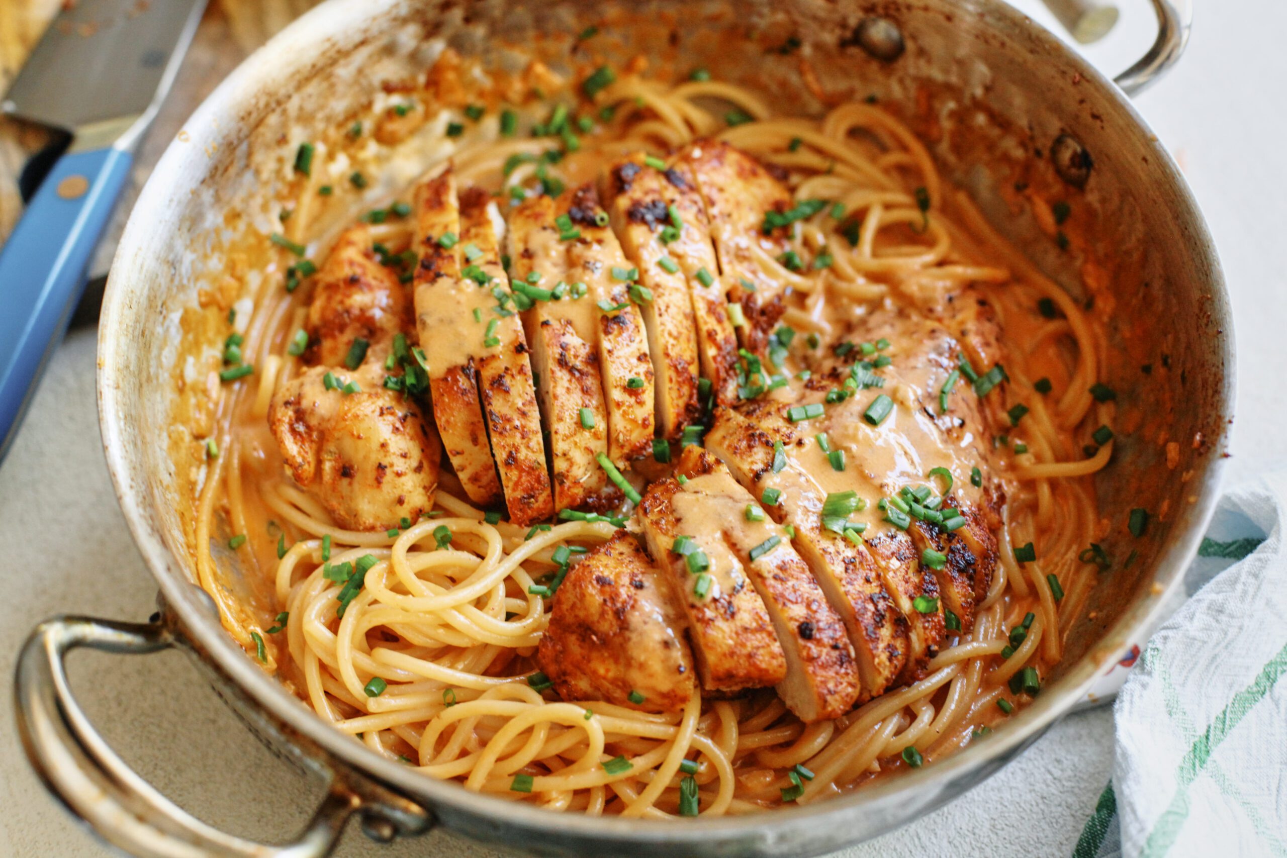 roasted garlic spaghetti with seared chicken